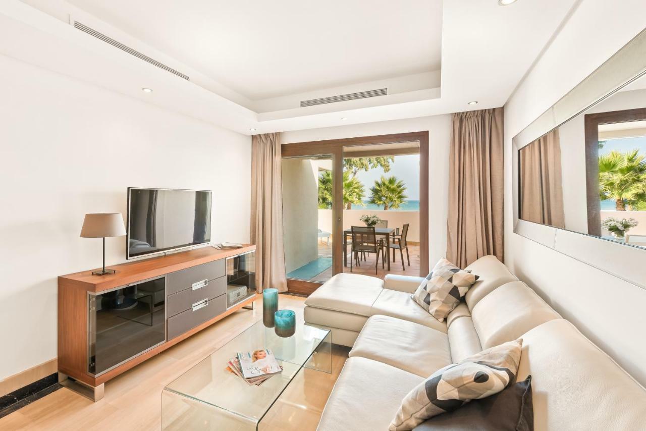 Bahia De La Plata Luxury Apartments Estepona Eksteriør bilde